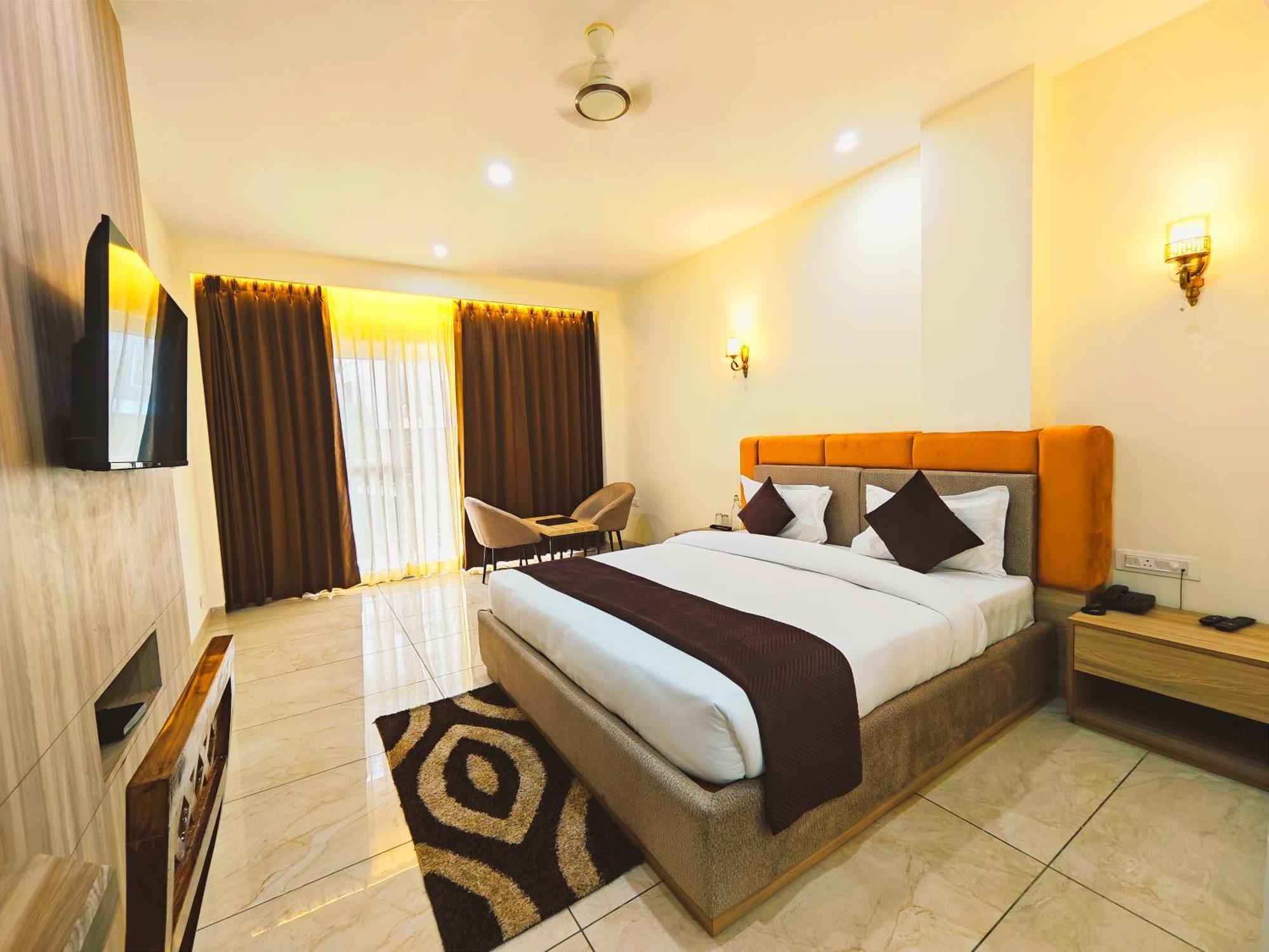 דלהאוזי Hotel Pines And Peeks By Tws Hotels מראה חיצוני תמונה
