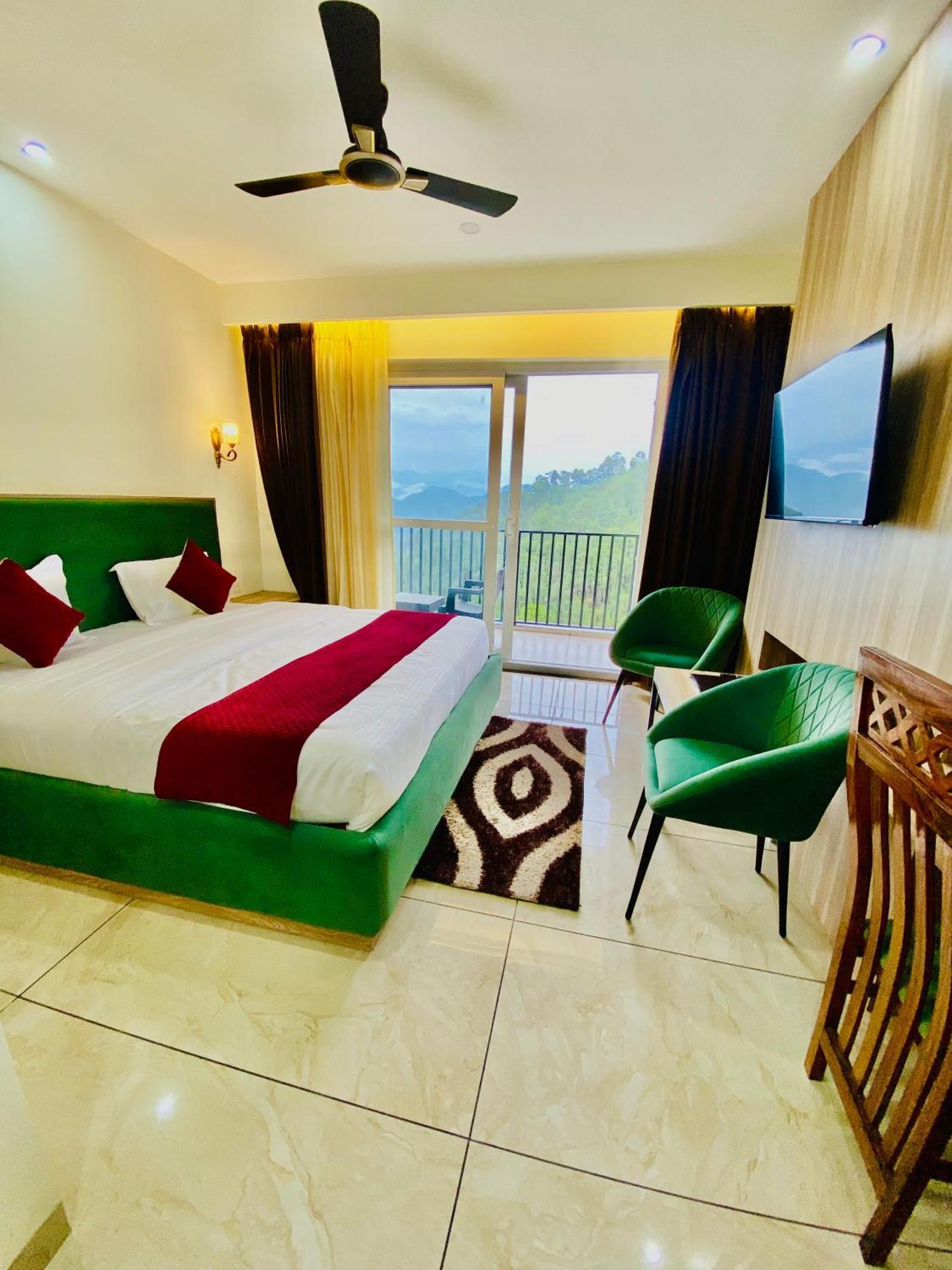 דלהאוזי Hotel Pines And Peeks By Tws Hotels מראה חיצוני תמונה